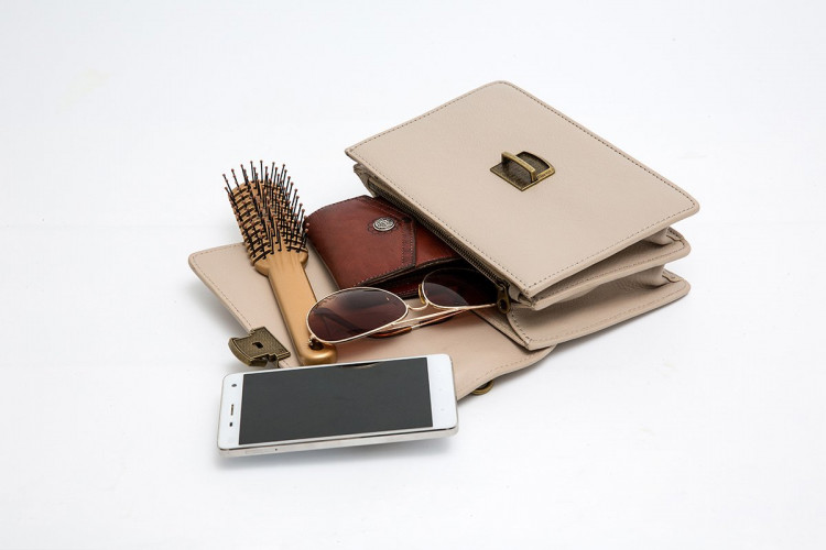Ảnh Túi Cross body nắp bấm