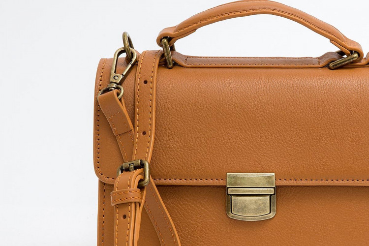 Ảnh Túi Cross body nắp bấm