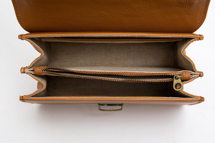 Ảnh Túi Cross body nắp bấm