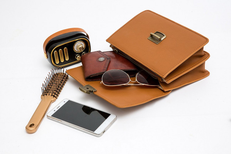 Ảnh Túi Cross body nắp bấm