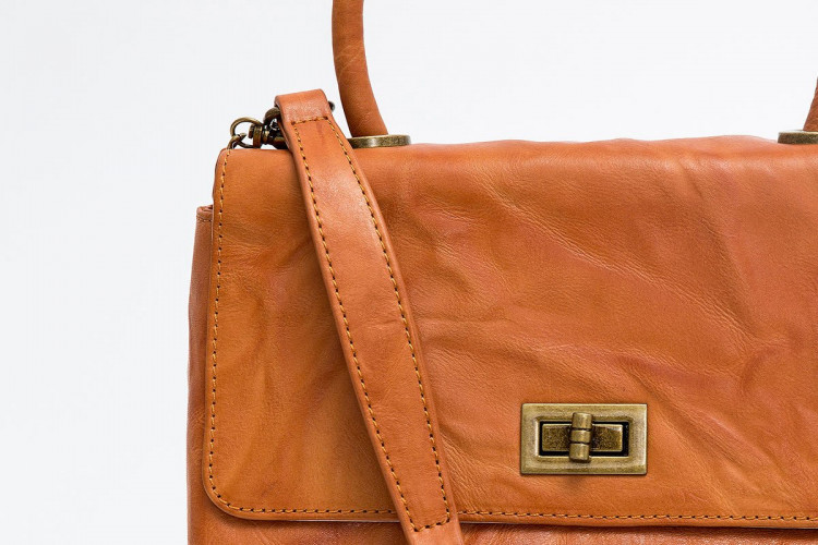 Ảnh Túi Satchel dây xích