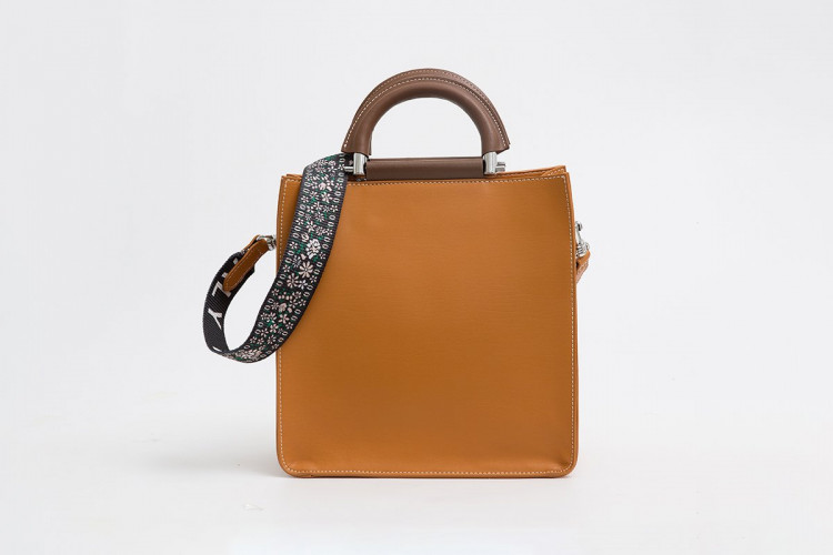 Ảnh Túi Tote quai thêu