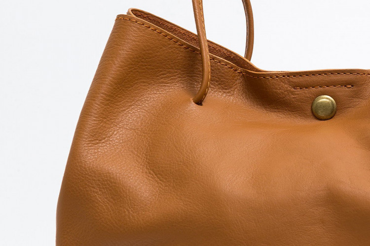 Ảnh Túi tote cúc bấm
