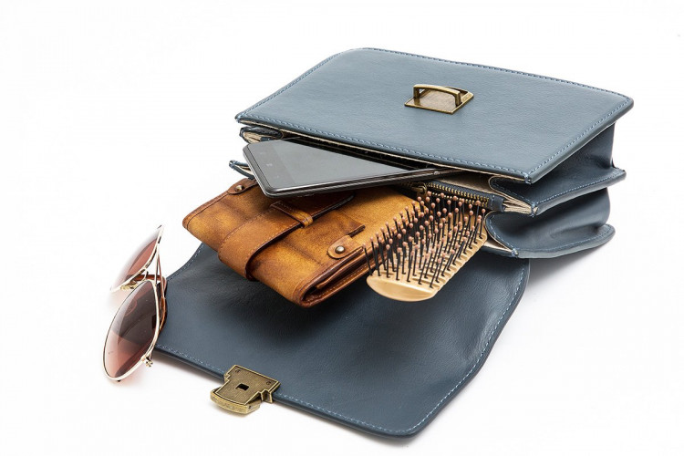 Ảnh Túi Cross body nắp bấm