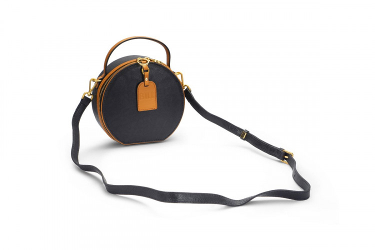 Ảnh Túi trống gắn tag