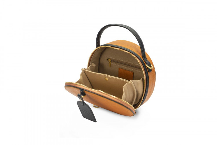 Ảnh Túi trống gắn tag