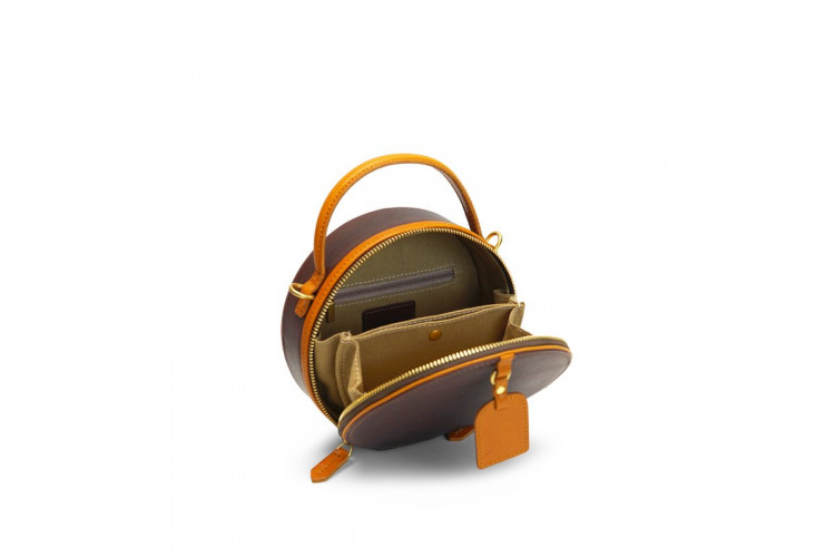 Ảnh Túi trống gắn tag